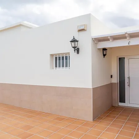 Olivina, With Heated Pool Feriehus Puerto del Carmen (Lanzarote)