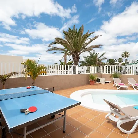 Olivina, With Heated Pool Ferienhaus *