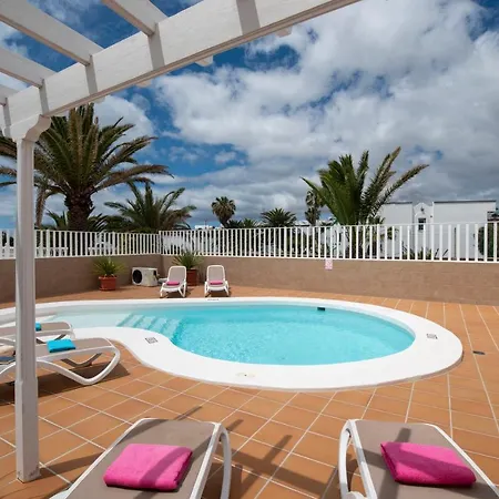Olivina, With Heated Pool Feriehus